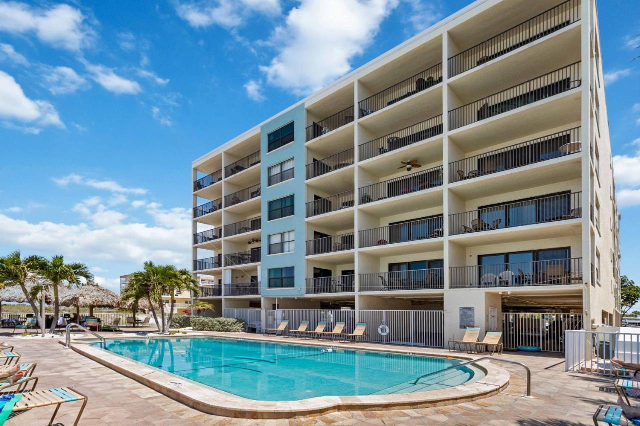 201 Sandy Shores Condos Сант Пит Бич Экстерьер фото