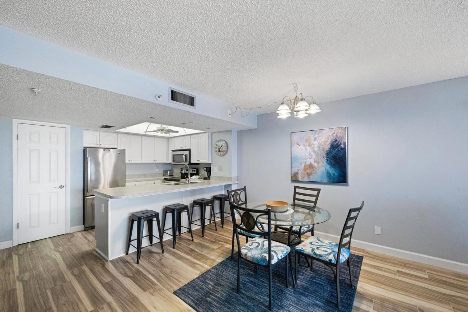 201 Sandy Shores Condos Сант Пит Бич Экстерьер фото